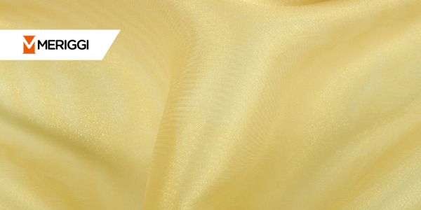 Telas para vestuario: ¿Qué es y para qué sirve la muselina brillante?